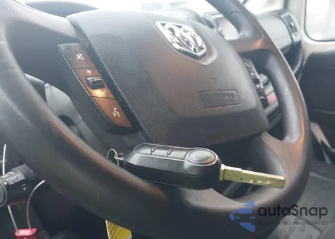 2016 Ram Promaster 2500 High Roof из США, поврежденный, VIN 3C6TRVDG7GE104632